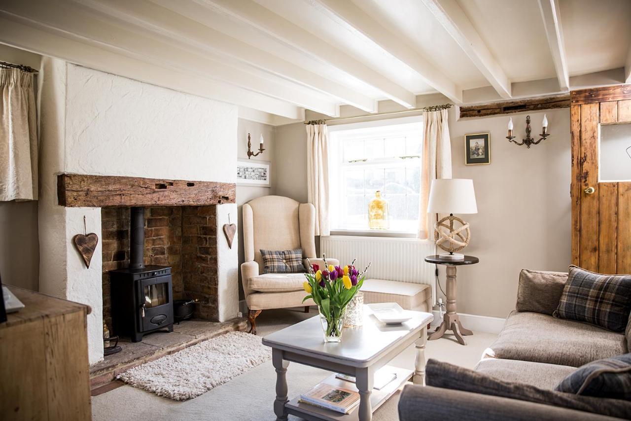 The Cottage And The Nook Gretton  Exterior photo